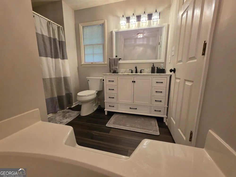109 Huntcliff CT LaGrange, GA 30240