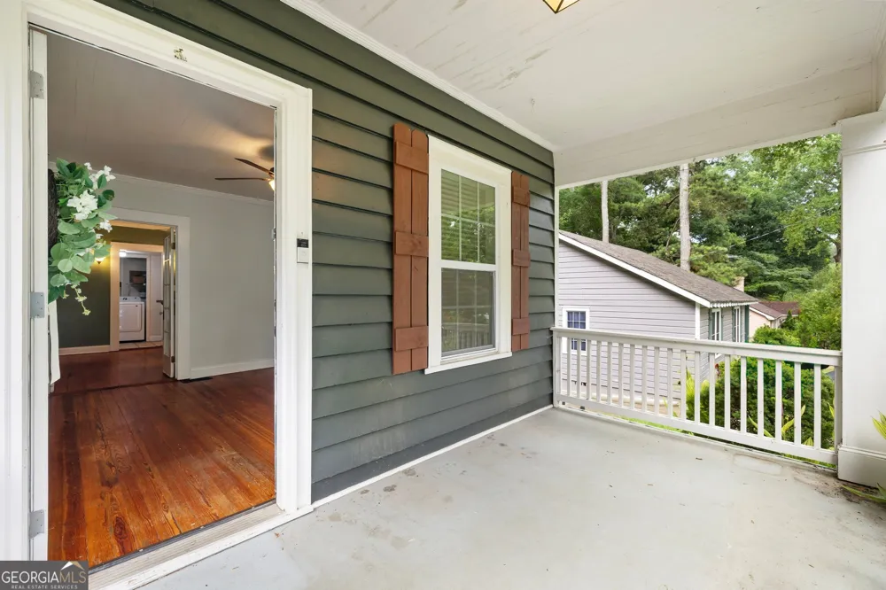 1849 Grove AVE East Point, GA 30344