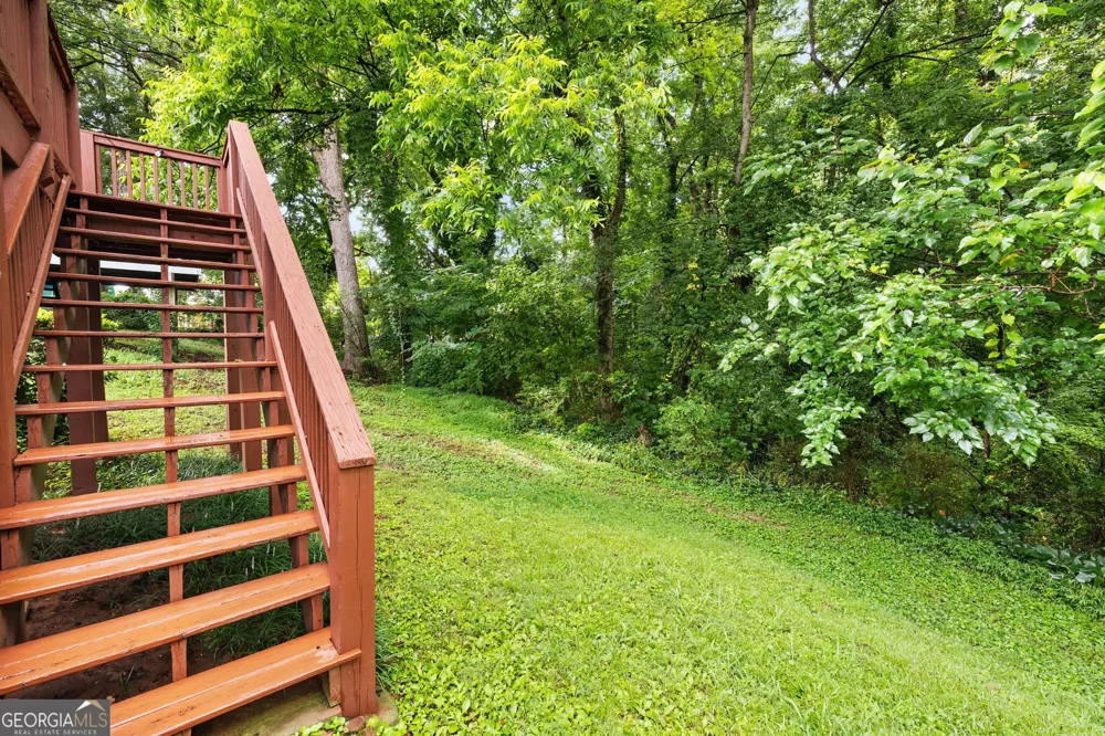 1849 Grove AVE East Point, GA 30344