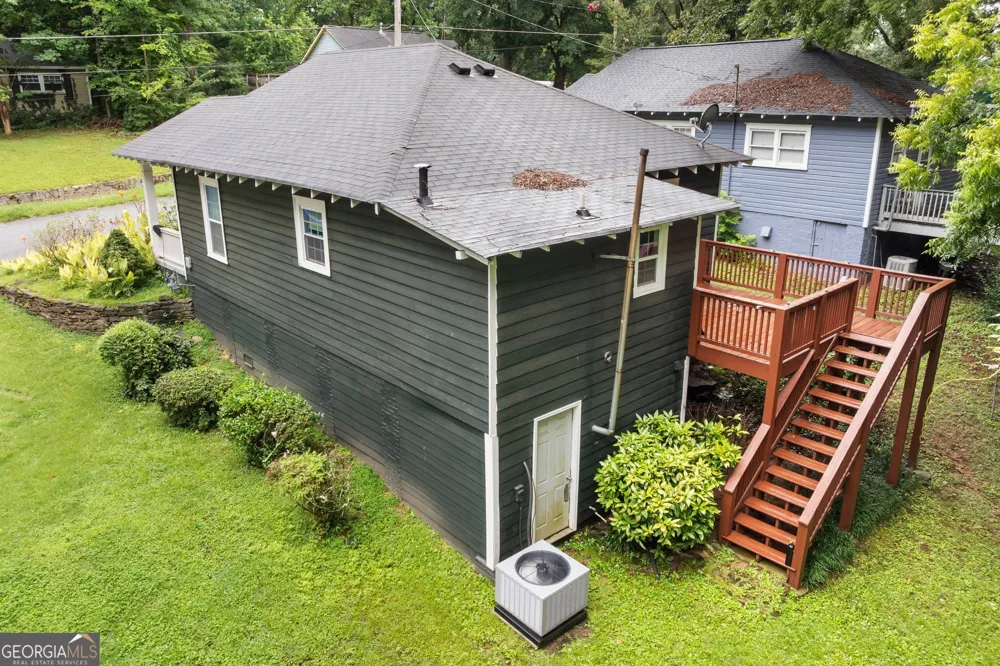 1849 Grove AVE East Point, GA 30344