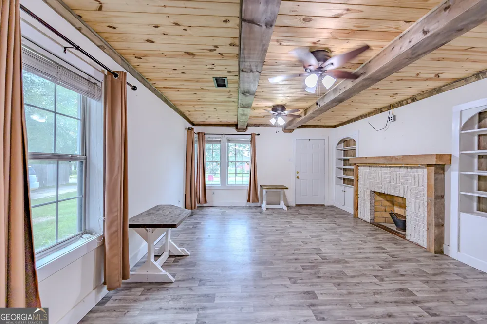 10 W Graham ST Mcrae-Helena, GA 31055