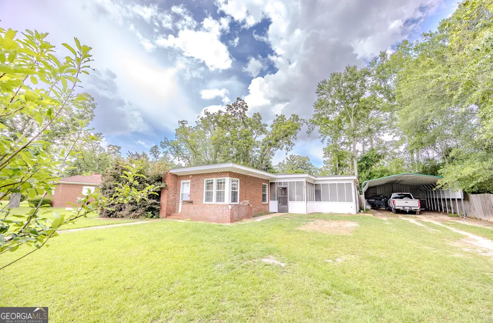 10 W Graham ST Mcrae-Helena, GA 31055