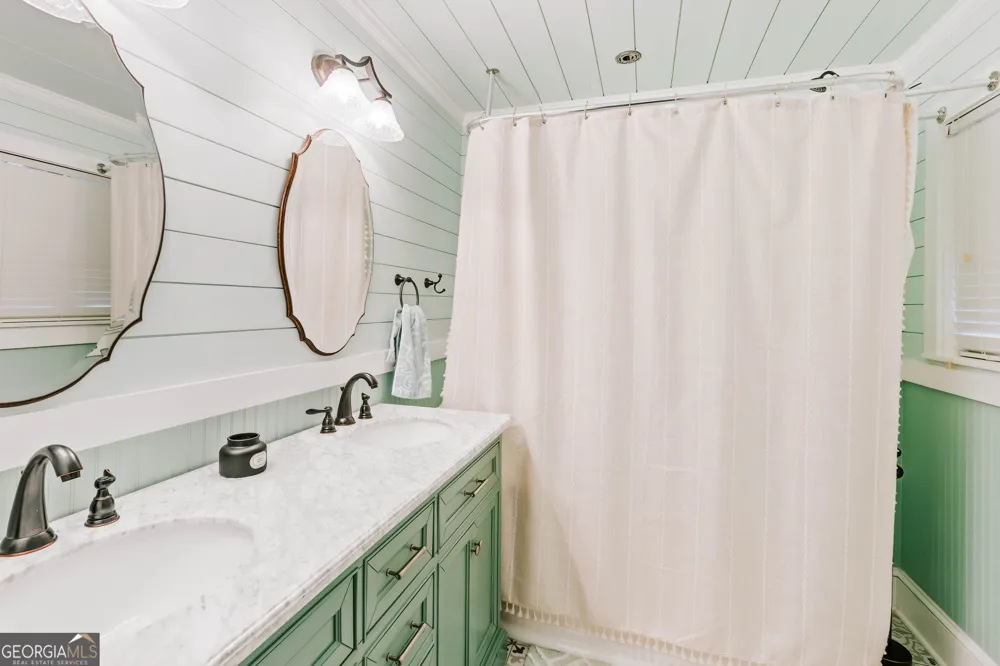 155 Honeysuckle RD NW Milledgeville, GA 31061