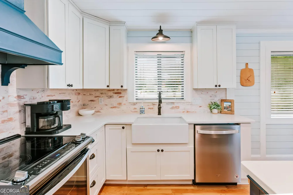 155 Honeysuckle RD NW Milledgeville, GA 31061