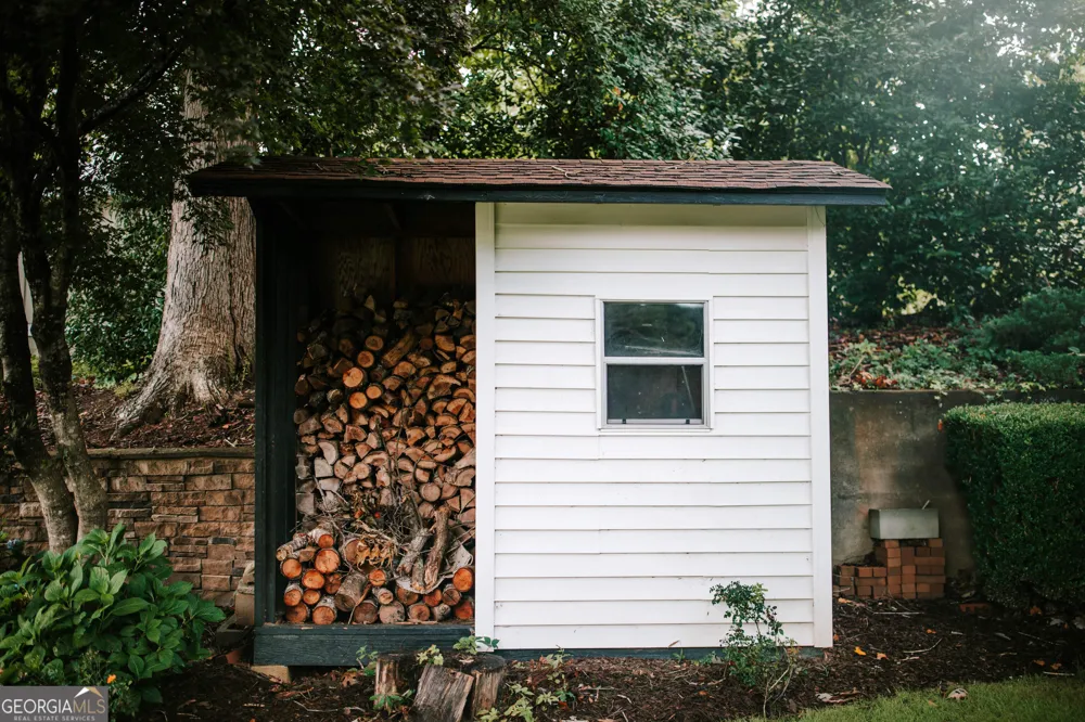 155 Honeysuckle RD NW Milledgeville, GA 31061