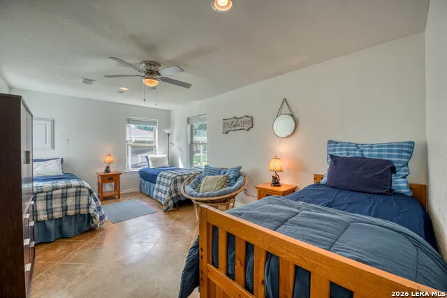 519 CEDARHILL DR Granite Shoals, TX 78654