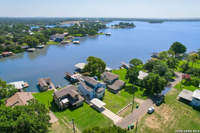 519 CEDARHILL DR Granite Shoals, TX 78654