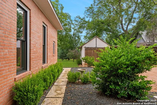 509 W Austin St Fredericksburg, TX 78624