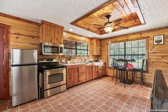 133 BUCKSKIN TRL Bandera, TX 78003