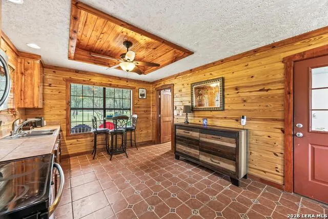 133 BUCKSKIN TRL Bandera, TX 78003