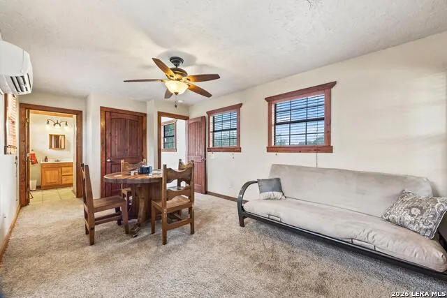 133 BUCKSKIN TRL Bandera, TX 78003