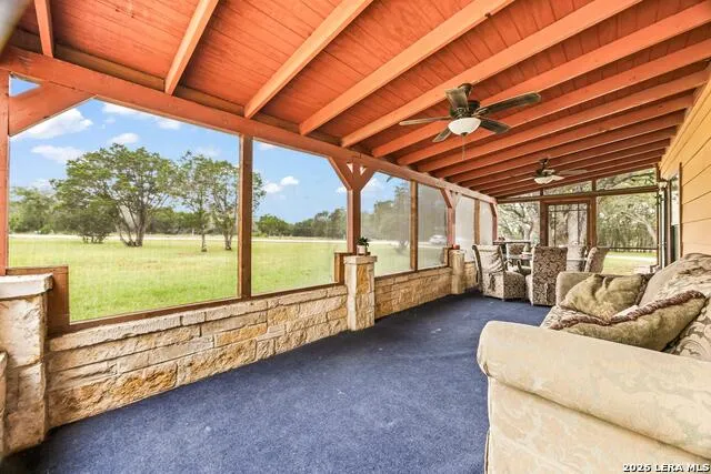 133 BUCKSKIN TRL Bandera, TX 78003