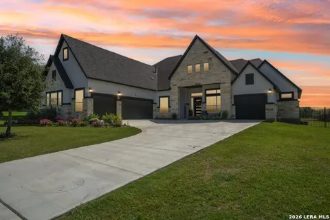 209 ENGLEWOOD LN