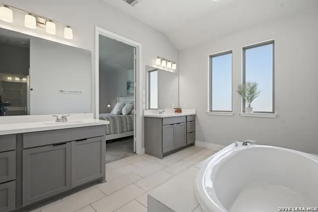311 Navarro Boerne, TX 78006