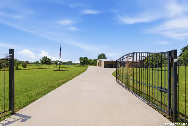 12778 FM 1346 St Hedwig, TX 78152