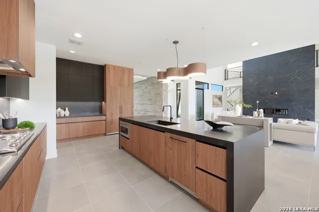 62 Via Aragon San Antonio, TX 78257