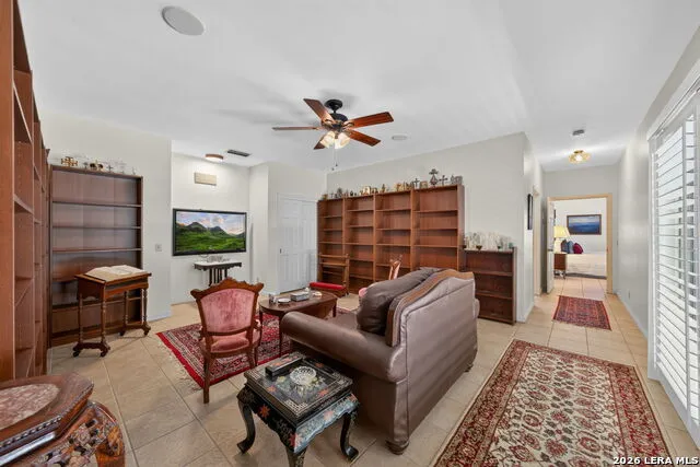 429 High Street Uvalde, TX 78801
