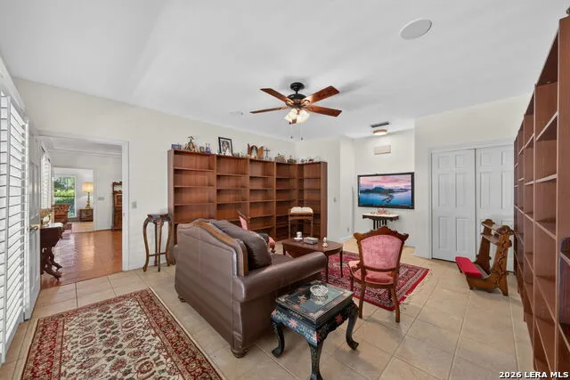 429 High Street Uvalde, TX 78801