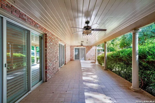 429 High Street Uvalde, TX 78801