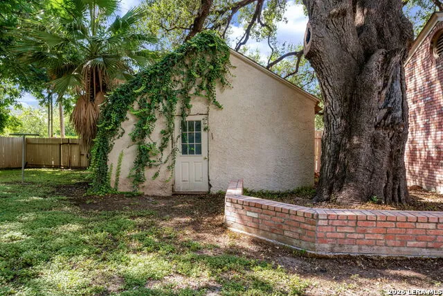 429 High Street Uvalde, TX 78801