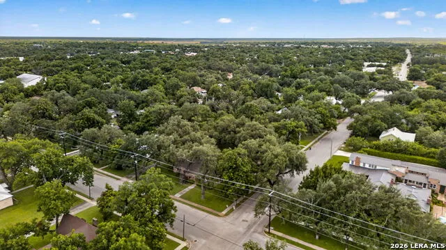 429 High Street Uvalde, TX 78801