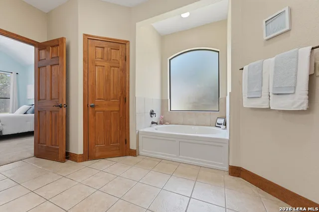 1017 MOUNTAIN DR San Marcos, TX 78666