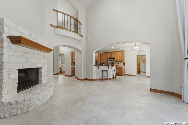 1017 MOUNTAIN DR San Marcos, TX 78666