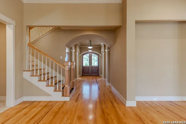 1104 Lois St Kerrville, TX 78028
