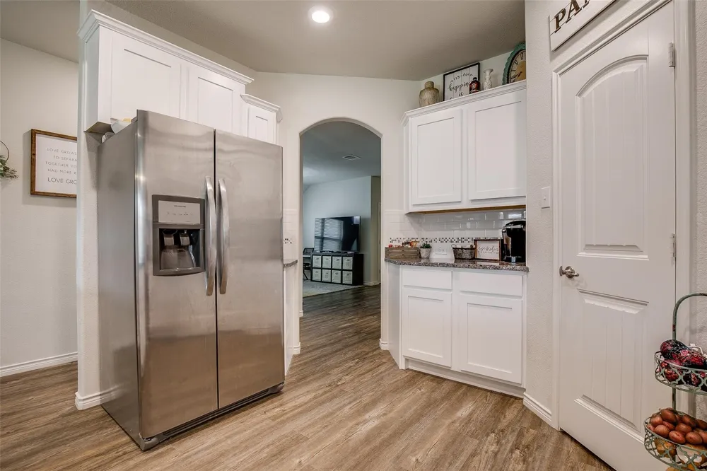 593 Jamestown Lane Fate, TX 75189