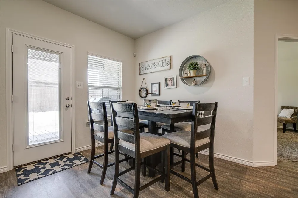 593 Jamestown Lane Fate, TX 75189