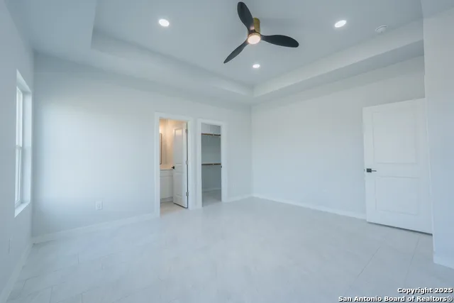 150 Ranchero Way Natalia, TX 78059