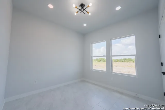 150 Ranchero Way Natalia, TX 78059