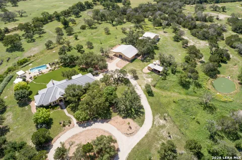 395 Bluff Creek