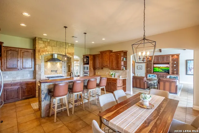 395 Bluff Creek Center Point, TX 78010