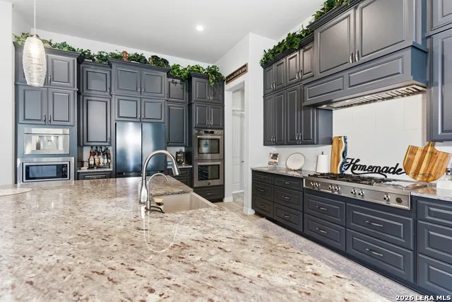 916 JENNY LEIGH TRL Bulverde, TX 78163