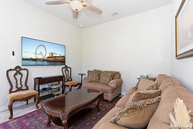 916 JENNY LEIGH TRL Bulverde, TX 78163