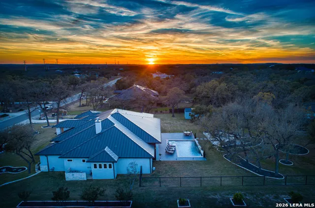 916 JENNY LEIGH TRL Bulverde, TX 78163