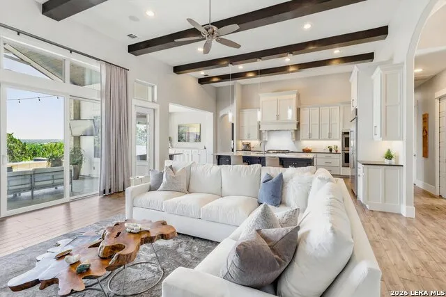 643 MENGER SPGS Boerne, TX 78006