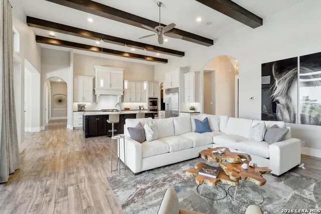 643 MENGER SPGS Boerne, TX 78006