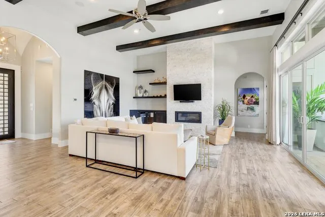 643 MENGER SPGS Boerne, TX 78006