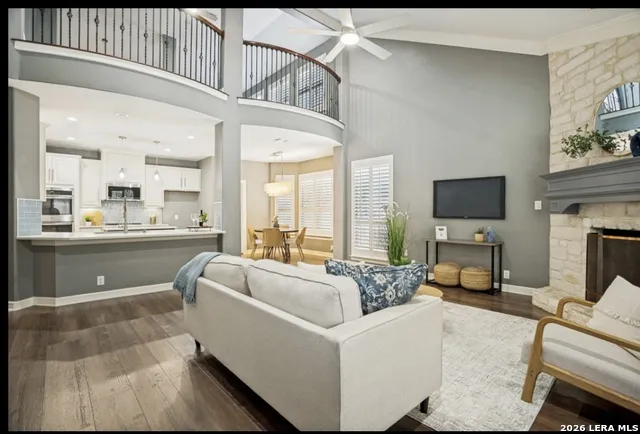 27 Stonewall Bend San Antonio, TX 78256