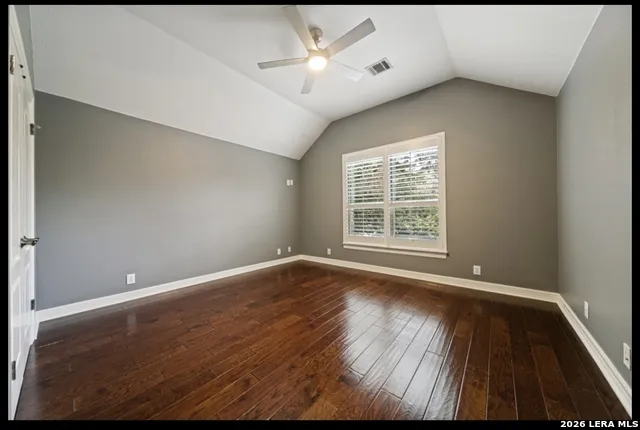 27 Stonewall Bend San Antonio, TX 78256
