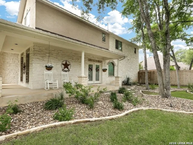 27 Stonewall Bend San Antonio, TX 78256