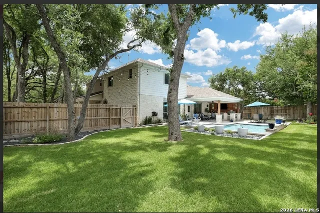 27 Stonewall Bend San Antonio, TX 78256