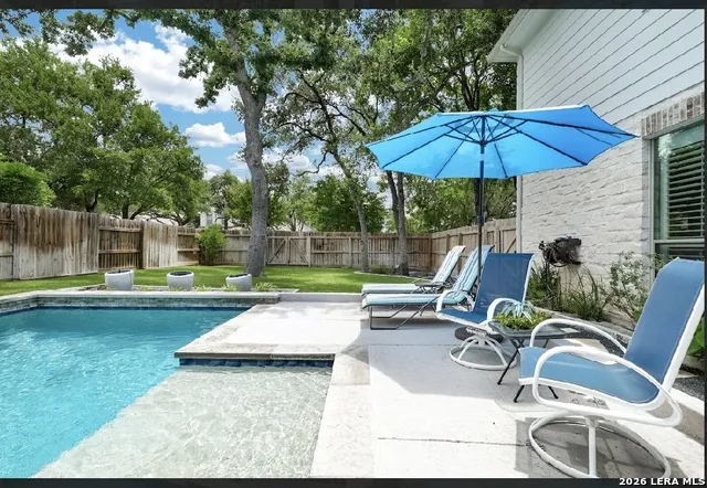 27 Stonewall Bend San Antonio, TX 78256