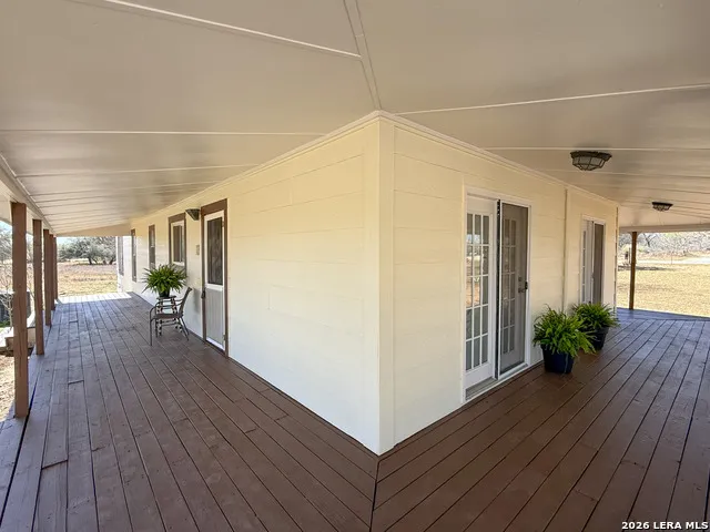 3962 STATE HWY 173 S Devine, TX 78016