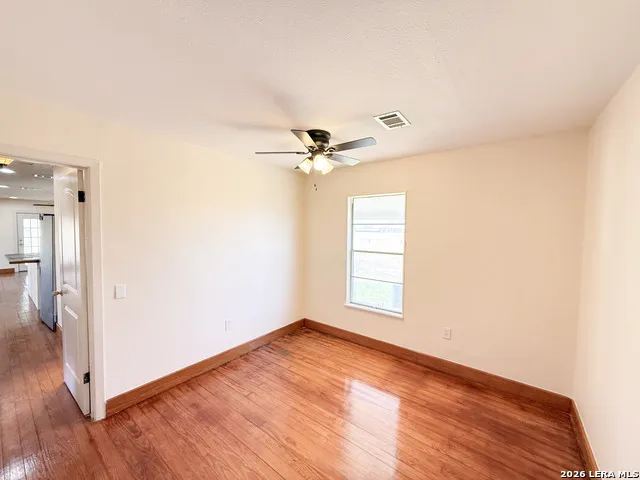 3962 STATE HWY 173 S Devine, TX 78016