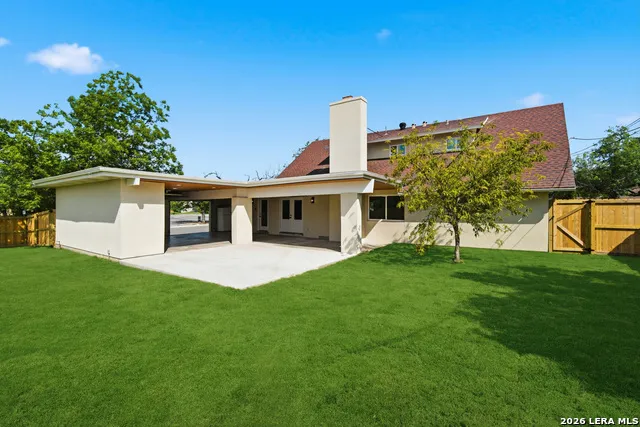 118 S Gardenview Castle Hills, TX 78213