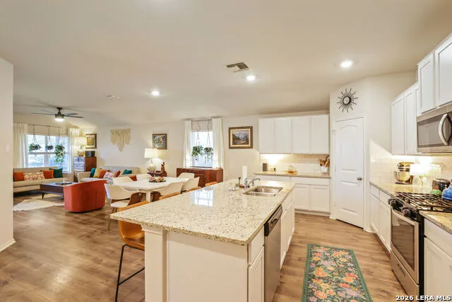 29644 COPPER XING Bulverde, TX 78163