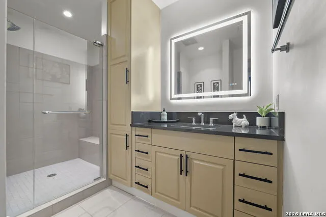 610 E Market St #UNIT 2605 San Antonio, TX 78205